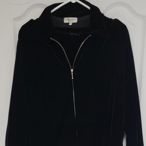 Jones New York Sport Lounger-Black - Picture 1 of 5